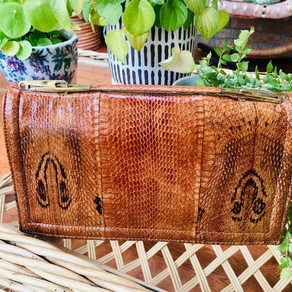 VINTAGE REAL SNAKESKIN CLUTCH PURSE/ LIGHTLY USED - Picture 1 of 6
